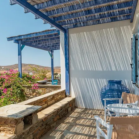 La Casa 22 3* Tínos